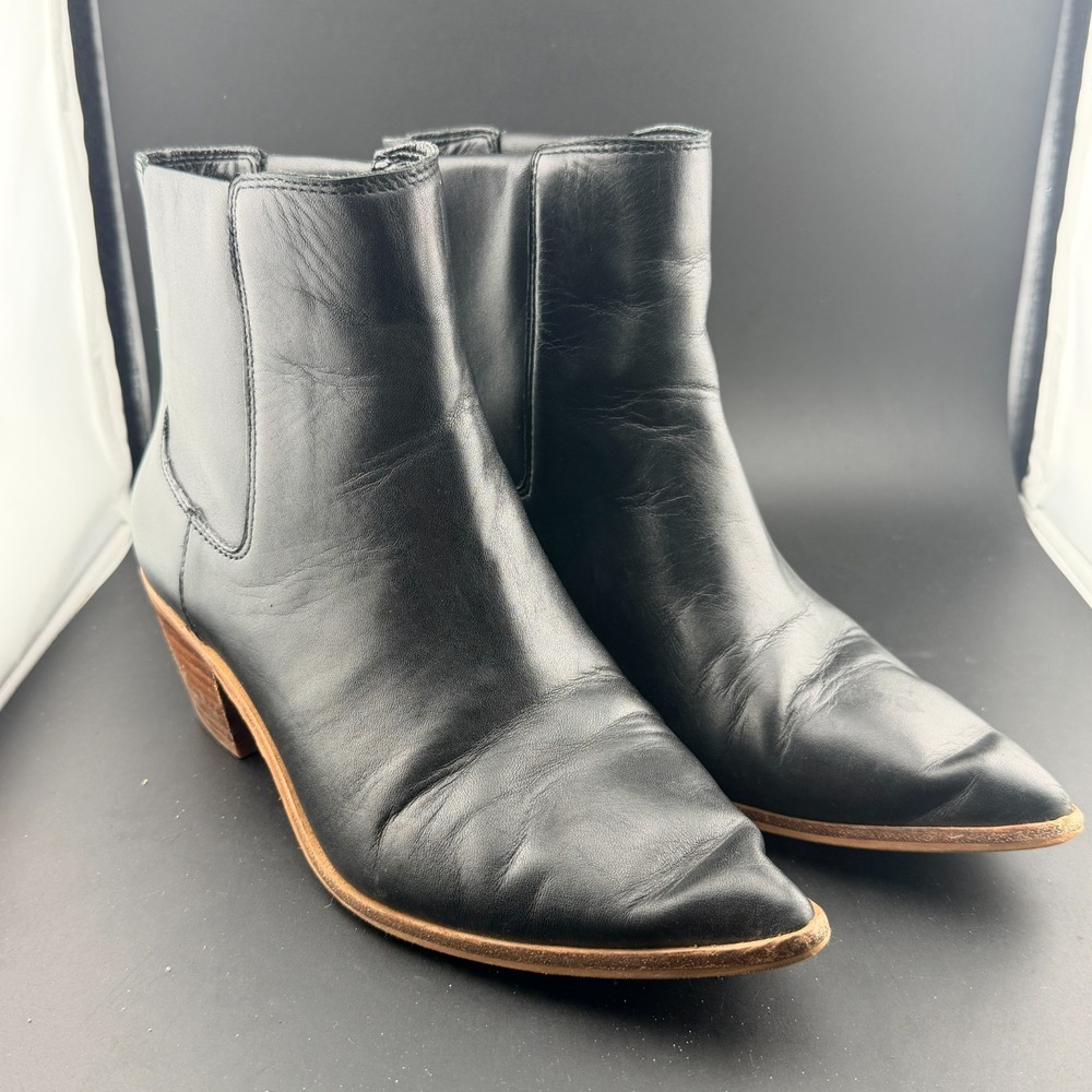 Sole Society Lolanna Womens 6 M Boots Black Leather Pointed Toe Pull On Bootie